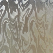 gloss010